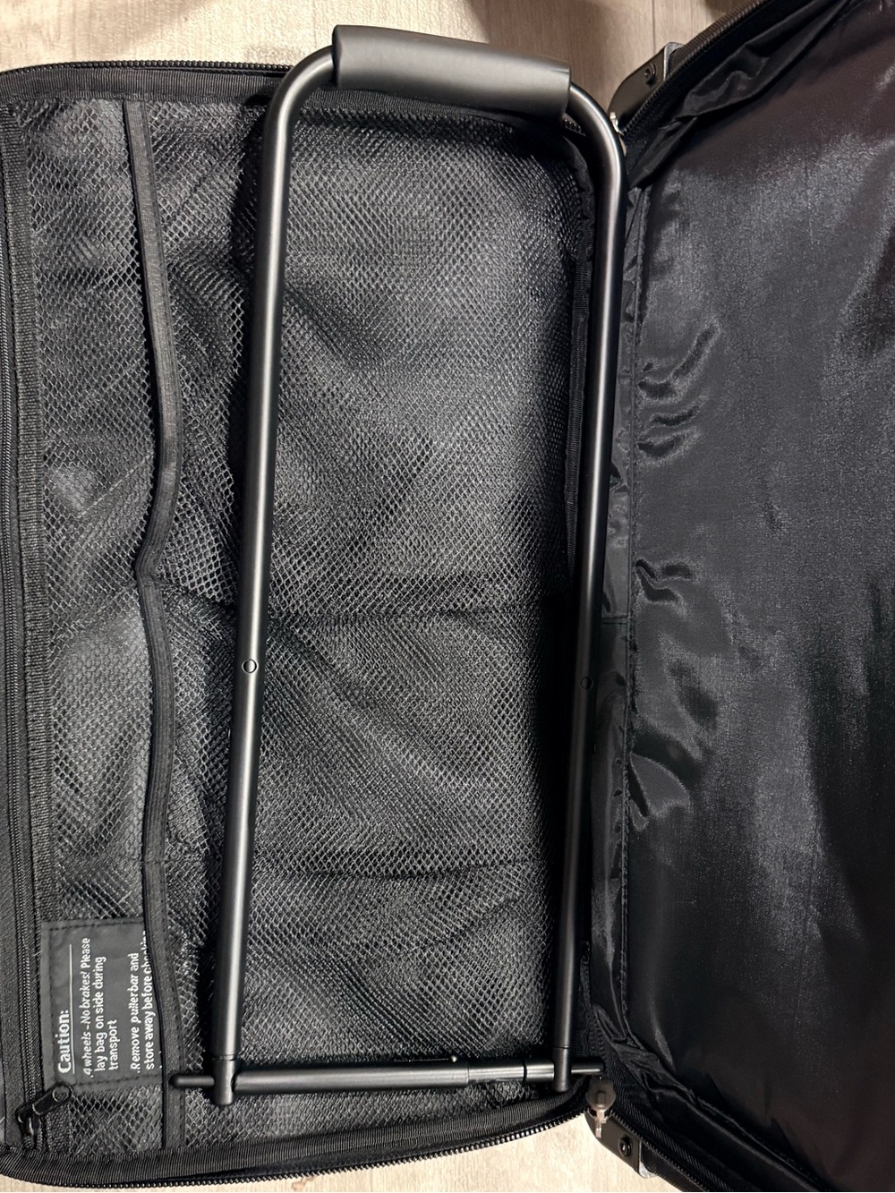 Tutto brand, sewing machine travel case. Never used retails 399 carry on size - Picture 13 of 16